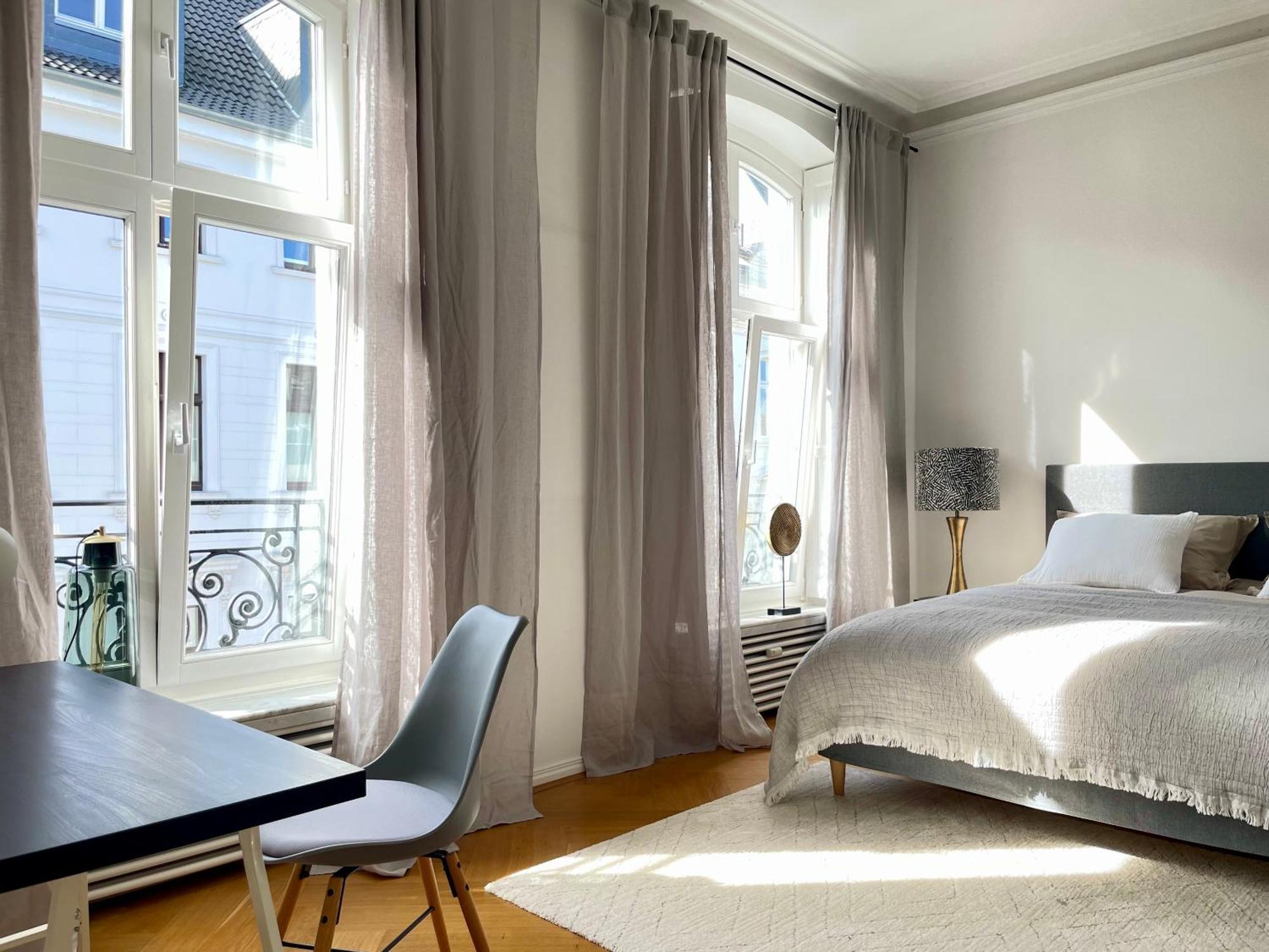 Helle Altbauwohnung Mit Balkon Im Briller Viertel Wuppertal Bagian luar foto